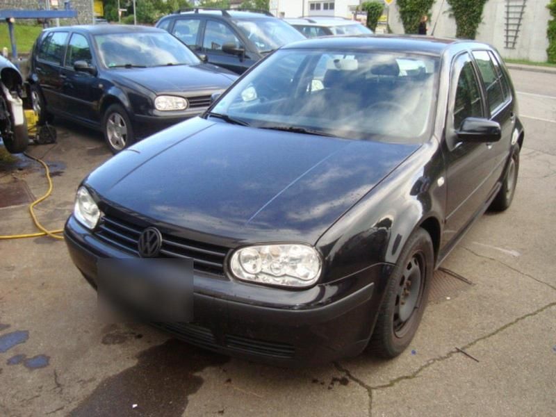 Gebraucht 2002 VW Golf IV Limousine | 1.290 € (Superpreis) - Bild 1/4