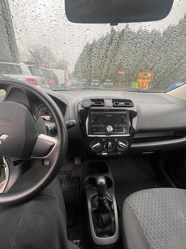 Gebraucht Mitsubishi Space Star 71 PS (52 kW) 2019 Weiß Kleinwagen