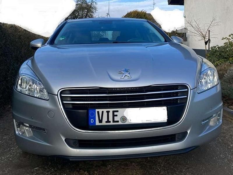 Gebraucht Peugeot 508 Active 156 PS (114 kW) 2011 Limousine