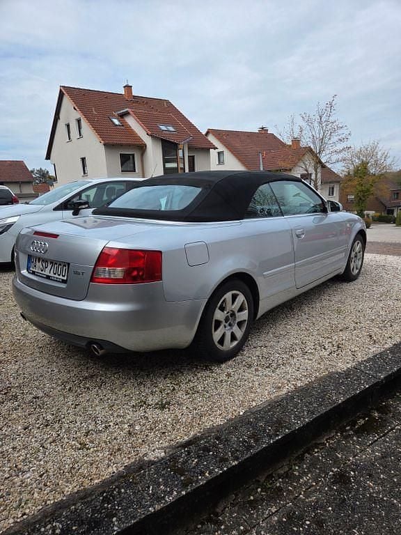 Gebraucht Audi A4 Cabriolet Basis 163 PS (119 kW) 2003 Silber Cabrio