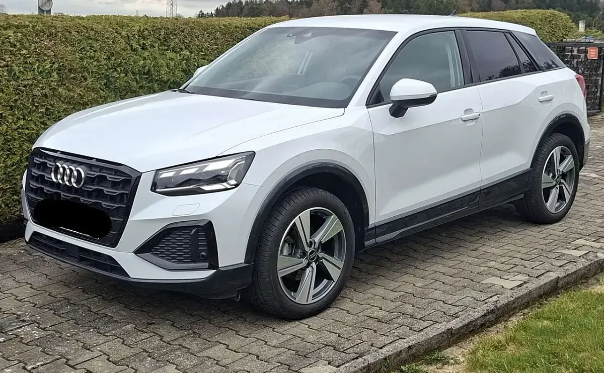 Gebraucht Audi Q2 Ambiente 150 PS (110 kW) 2025 Weiß SUV