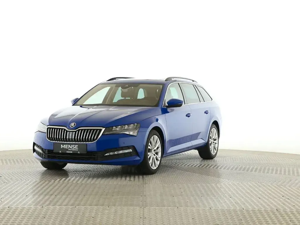 Gebraucht Skoda Superb Ambition 150 PS (110 kW) 2022 Energyblau Kombi