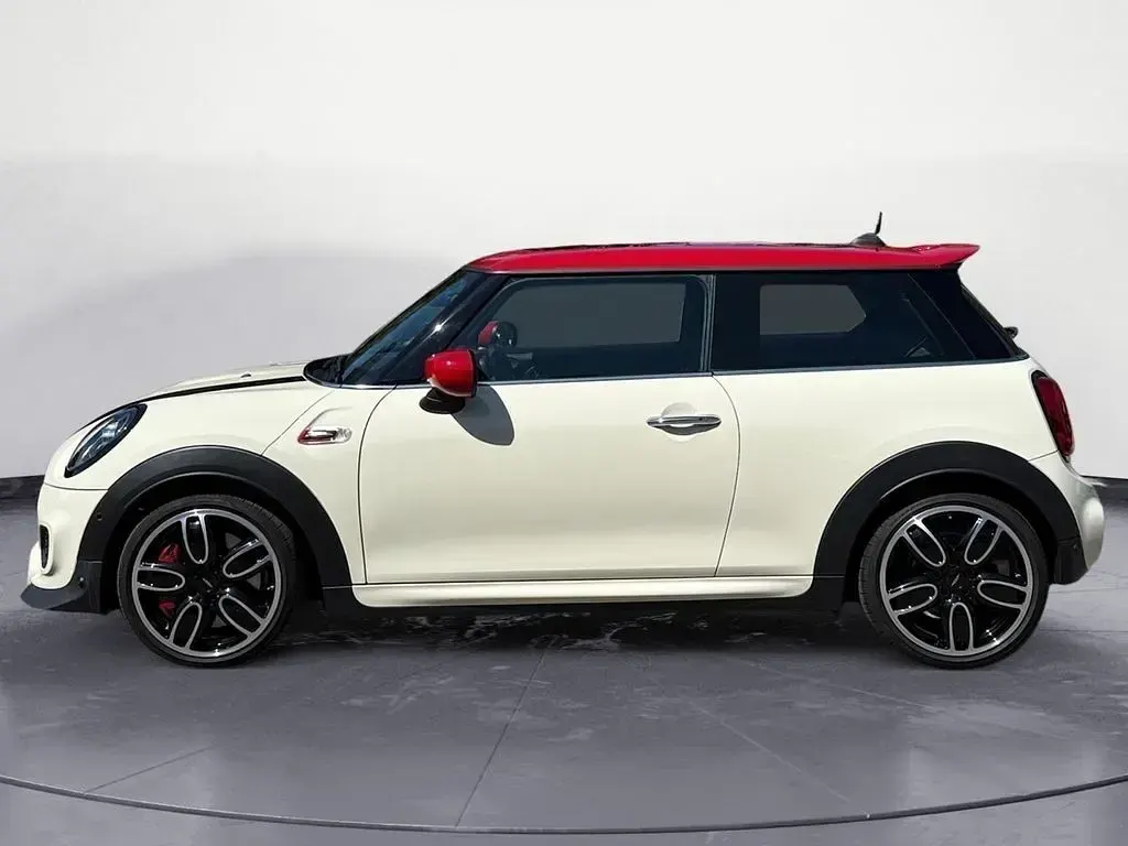 Gebraucht Mini John Cooper Works 231 PS (169 kW) 2021 Weiß Kleinwagen