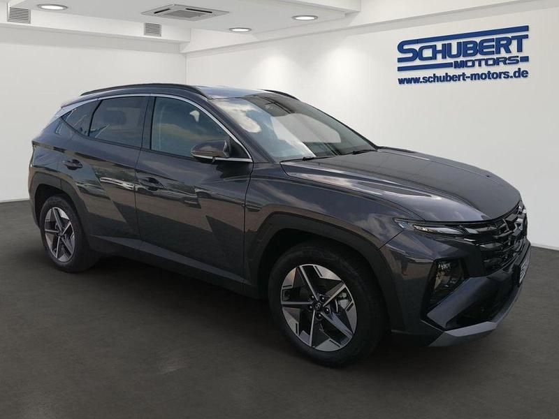 Neu Hyundai Tucson Trend 160 PS (117 kW) 2025 Grau SUV