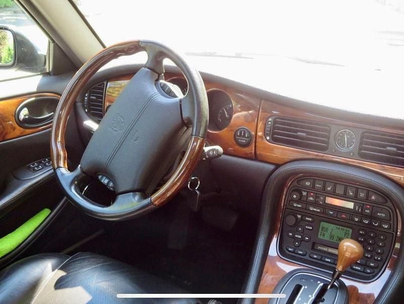 Gebraucht Jaguar XJ Executive 237 PS (174 kW) 2001 Silber Limousine