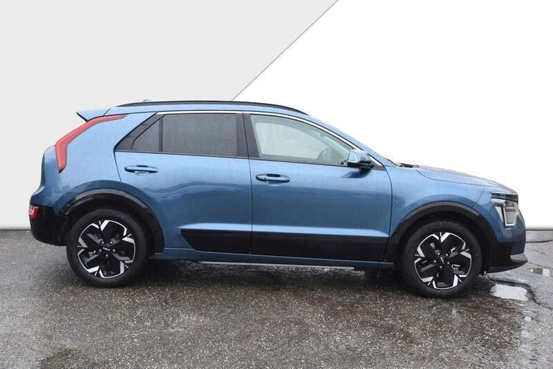 Gebraucht Kia e-Niro Inspiration 150 kW (204 PS) 2024 Blau SUV