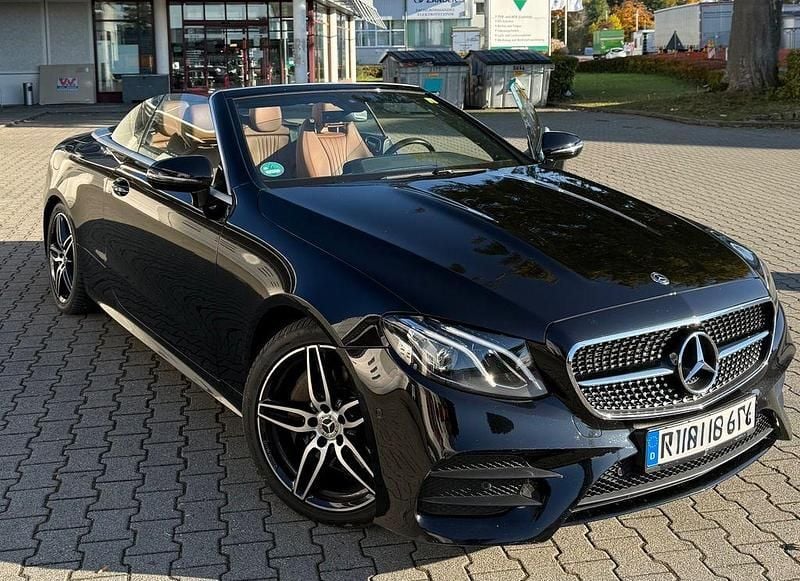 Schwarz Gebraucht 2019 Mercedes E200 Cabrio | 33.900 € (Fairer Preis) - Bild 1/4