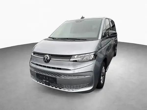 Usata VW Multivan 150 CV (110 kW) 2024 Argento Monovolume