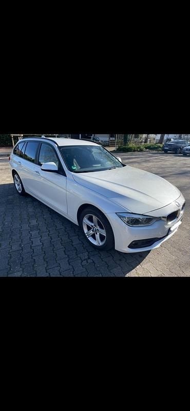 Gebraucht 2017 BMW 318 Advantage Kombi | 7.600 € (Guter Preis) - Bild 1/4