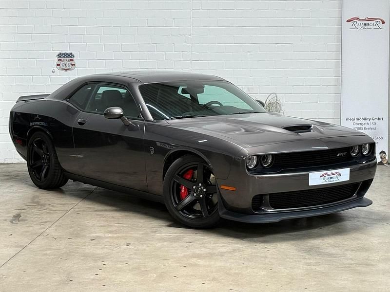 Grau Gebraucht 2018 Dodge Challenger Coupé | 61.900 € (Superpreis) - Bild 1/4