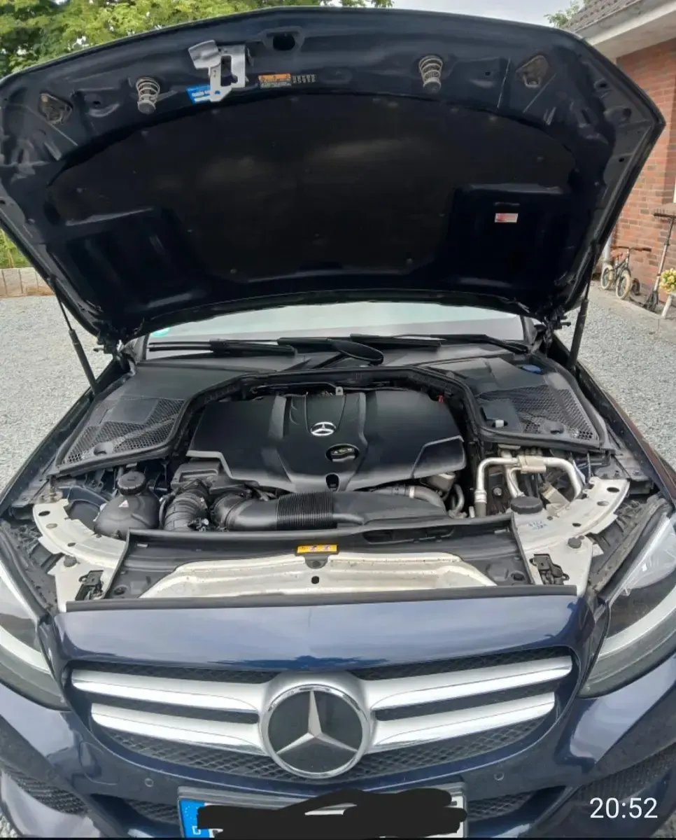 Gebraucht Mercedes C220 170 PS (125 kW) 2016 Blau Kombi