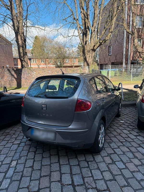 Brugt Seat Altea 2006 Grå MPV