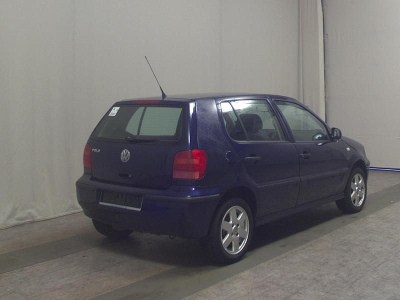 Gebraucht VW Polo 60 PS (44 kW) 2002 Blau Kleinwagen