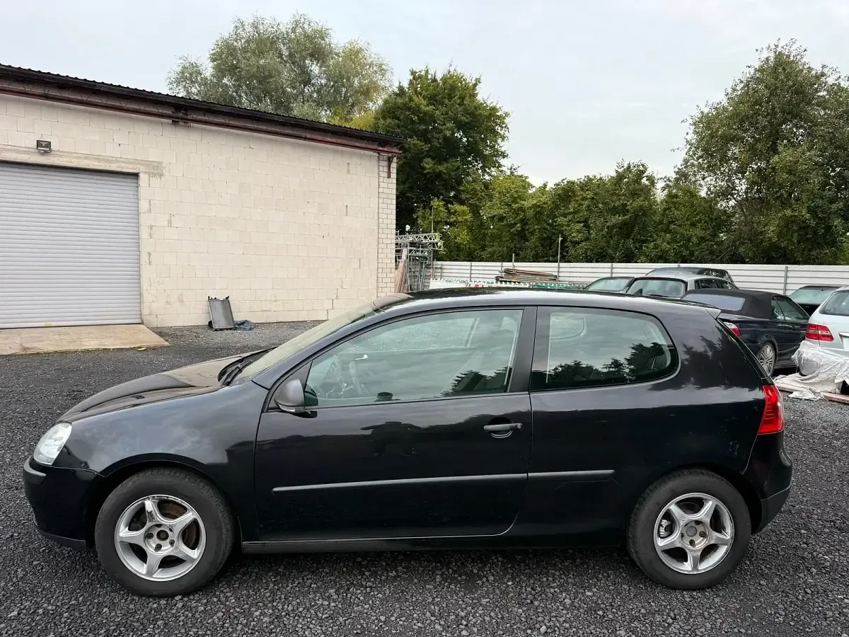 Gebraucht VW Golf 110 PS (80 kW) 2009 Schwarz Cabrio