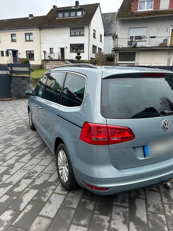 Gebraucht VW Sharan 140 PS (102 kW) 2010 Silber Van / Kleinbus