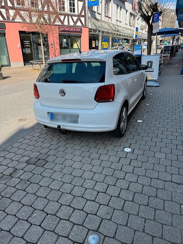 Gebraucht VW Polo 105 PS (77 kW) 2011 Weiß Kleinwagen