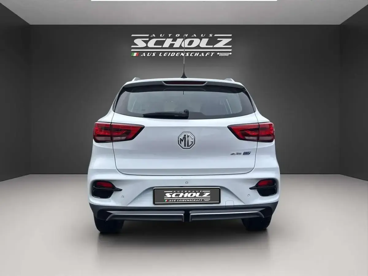 Gebraucht MG ZS Comfort 130 kW (177 PS) 2022 Dover white SUV