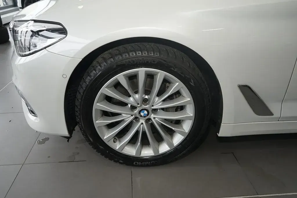 Gebraucht BMW 540 Luxury Line 340 PS (250 kW) 2021 Weiß Limousine