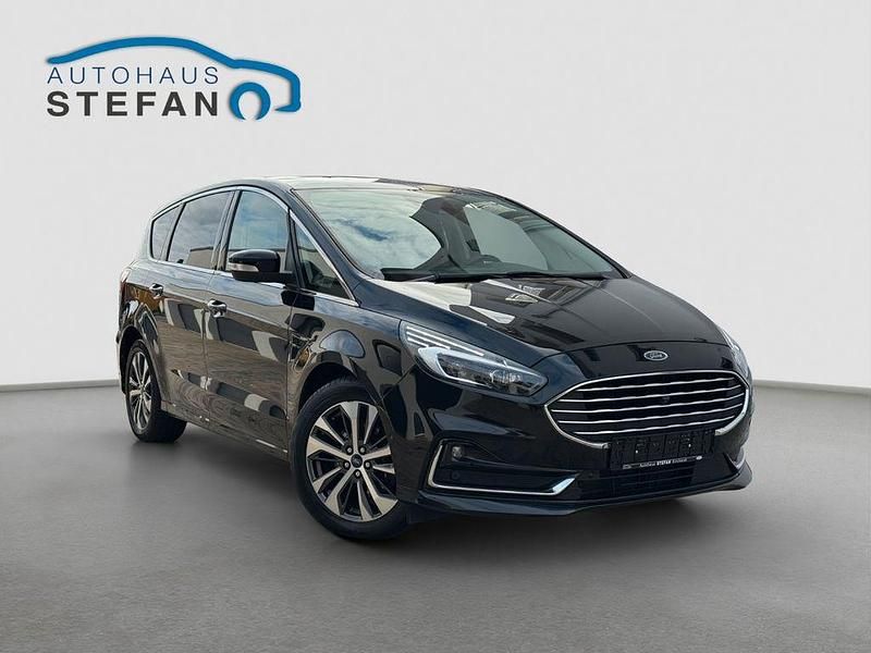 Gebraucht Ford S-MAX Titanium 190 PS (139 kW) 2021 Schwarz Van / Kleinbus