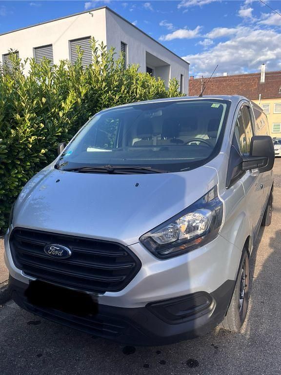 Grau Gebraucht 2019 Ford Transit Custom Van / Kleinbus | 11.500 € - Bild 1/4
