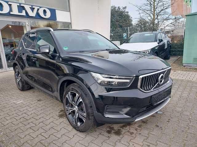Gebraucht Volvo XC40 Inscription 155 PS (114 kW) 2022 Schwarz SUV