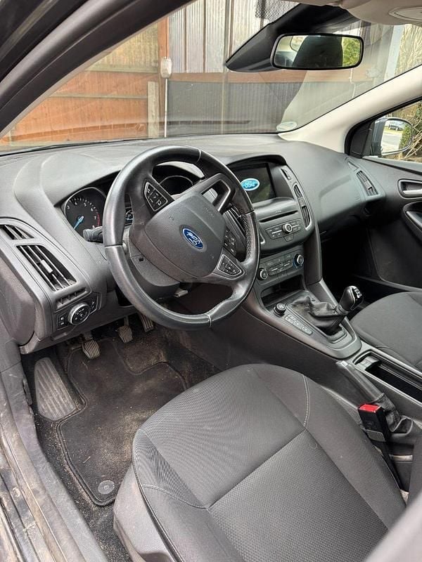 Gebraucht Ford Focus Business Edition 101 PS (74 kW) 2018 Silber Kombi