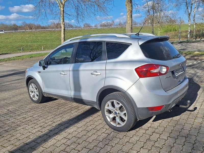 Gebraucht Ford Kuga Champions Edition 140 PS (102 kW) 2012 Silber SUV