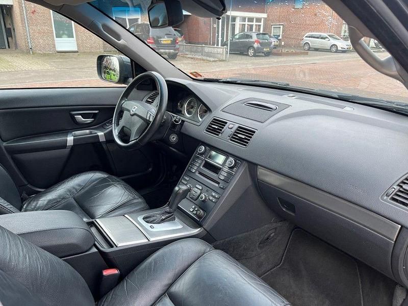 Gebraucht Volvo XC90 Summum 163 PS (119 kW) 2011 Grau SUV