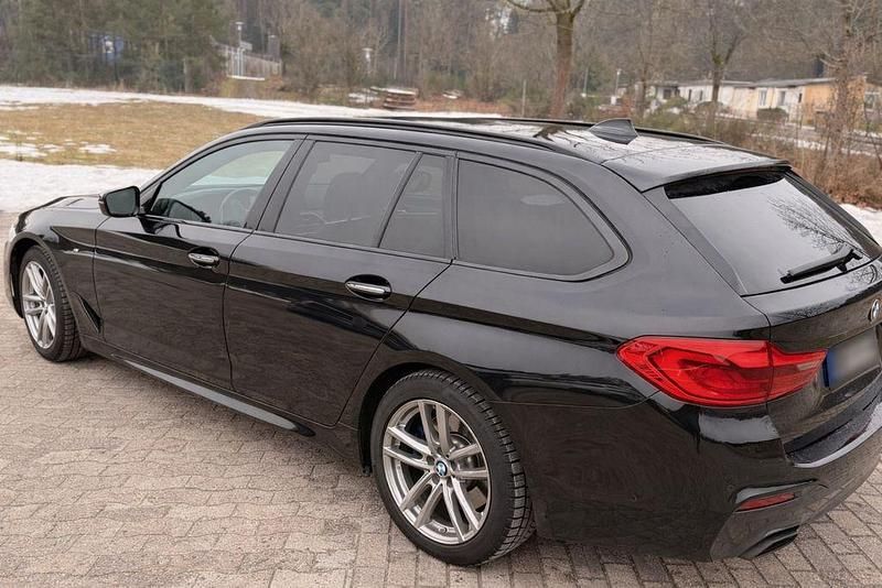Gebraucht BMW 540 Shadowline 320 PS (235 kW) 2018 Schwarz Kombi