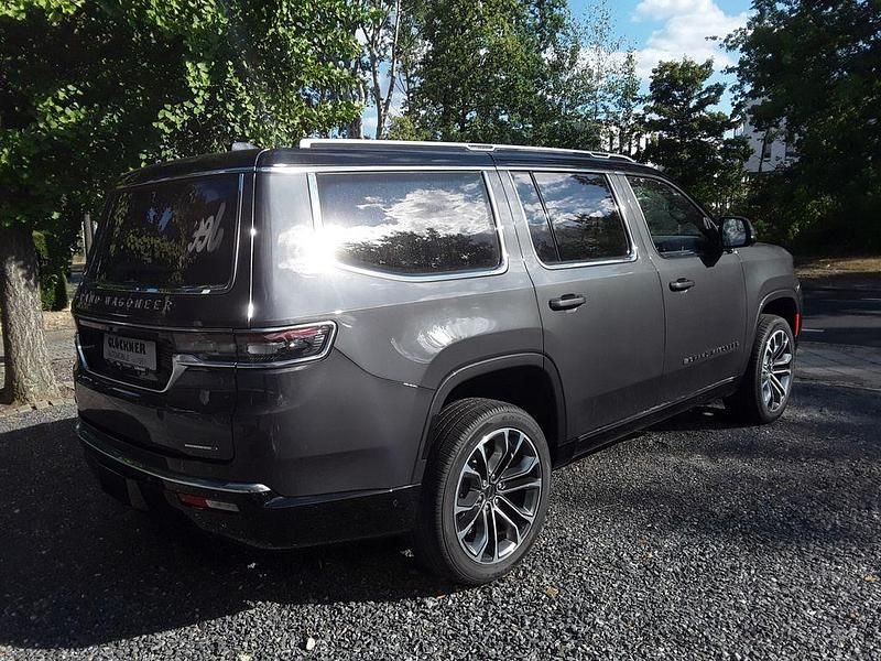 Gebraucht Jeep Wagoneer 476 PS (350 kW) 2023 Grau / grau SUV