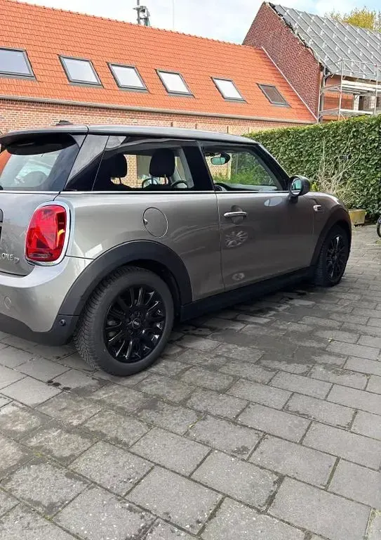 Second-hand Mini One D 95 CP (69 kW) 2018 Gri Hatchback