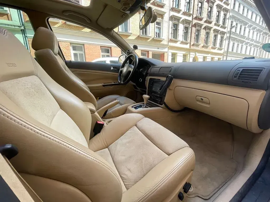 Usata VW Passat Exclusive 150 CV (110 kW) 2004 Grigio Station wagon