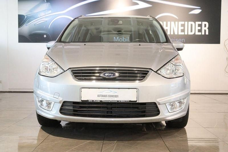 Gebraucht Ford Galaxy Trend 140 PS (102 kW) 2011 Silber Van / Kleinbus
