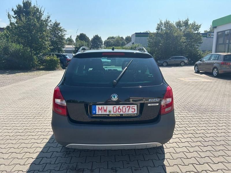 Gebraucht Skoda Fabia 105 PS (77 kW) 2012 Schwarz Kombi