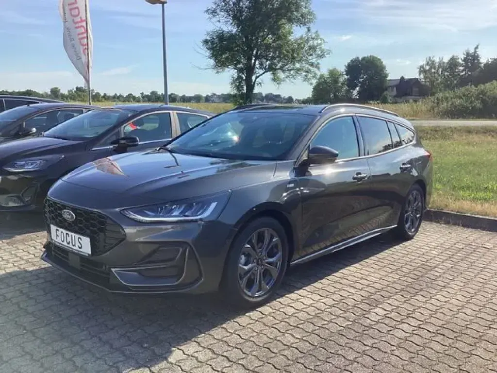 Gebraucht Ford Focus ST-Line X 155 PS (114 kW) 2025 Magnetic (metallic) Kombi