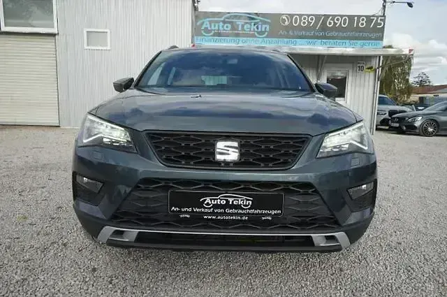 Gebraucht Seat Ateca 4Drive 190 PS (139 kW) 2016 Metal grey SUV