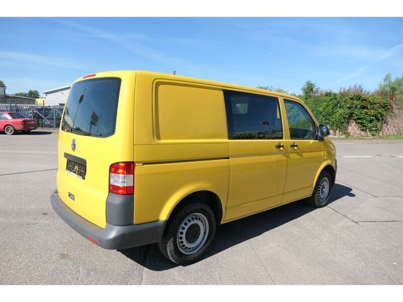Gebraucht VW T5 84 PS (61 kW) 2011 Ginstergelb r1032 Van