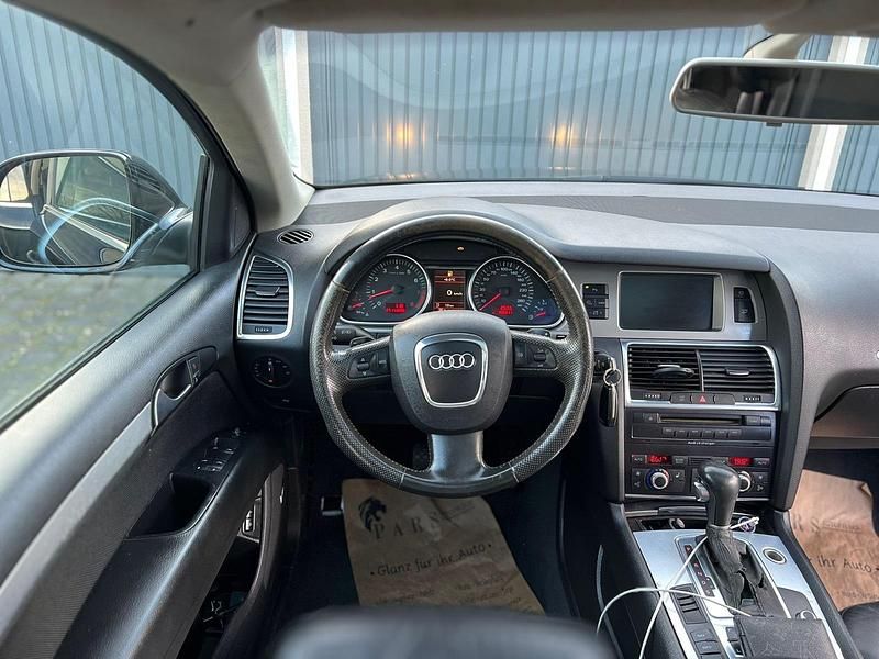 Second-hand Audi Q7 350 CP (257 kW) 2007 Negru SUV