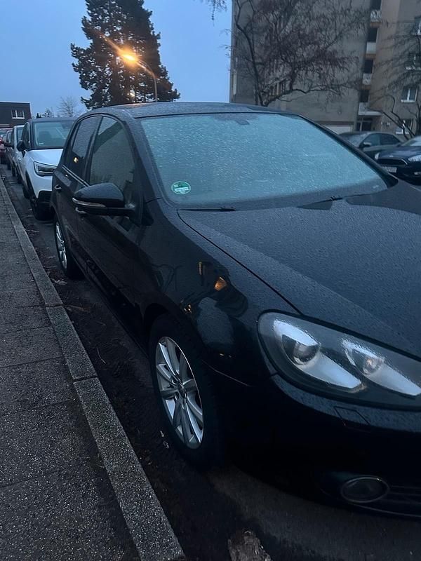 Gebraucht VW Golf VI Sport 110 PS (80 kW) 2010 Schwarz Kleinwagen