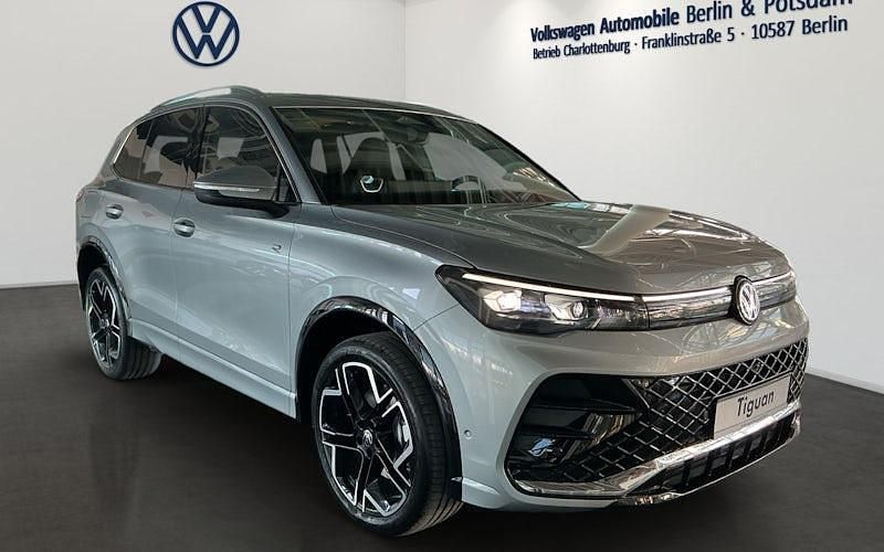 Neu VW Tiguan R-line 204 PS (150 kW) 2026 Silber SUV