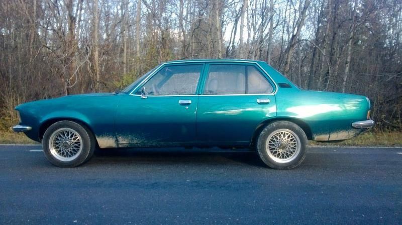 Gebraucht Opel Rekord 177 PS (130 kW) 1976 Grün Coupé