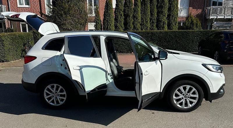 Gebraucht Renault Kadjar LIMITED 131 PS (96 kW) 2018 Weiß SUV