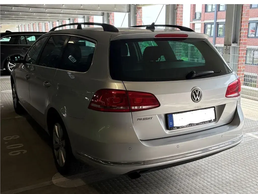 Gebraucht VW Passat Comfortline 122 PS (89 kW) 2011 Silber Kombi