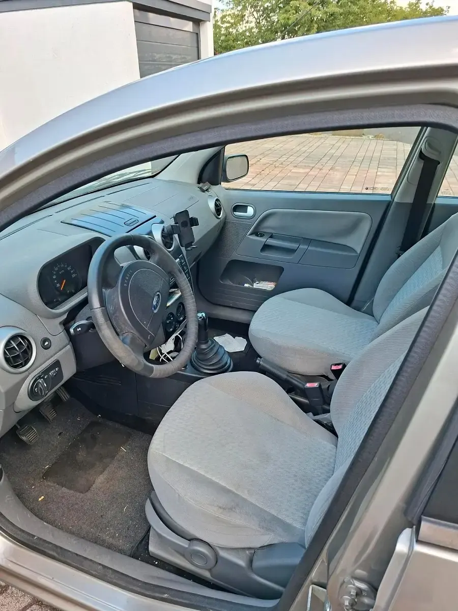 Gebraucht Ford Fusion 100 PS (73 kW) 2003 Grau Kleinwagen