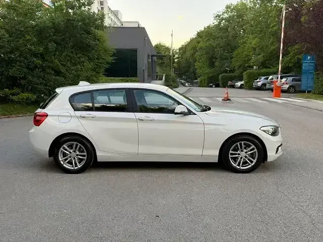 Gebraucht BMW 116 Advantage 116 PS (85 kW) 2015 Weiß Kleinwagen
