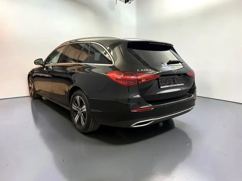 Gebraucht Mercedes C220 Advanced Plus 197 PS (144 kW) 2024 Schwarz Limousine