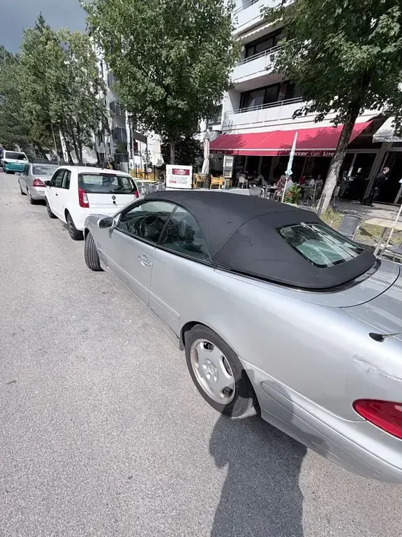 Gebraucht Mercedes 200 163 PS (119 kW) 2000 Silber Cabrio