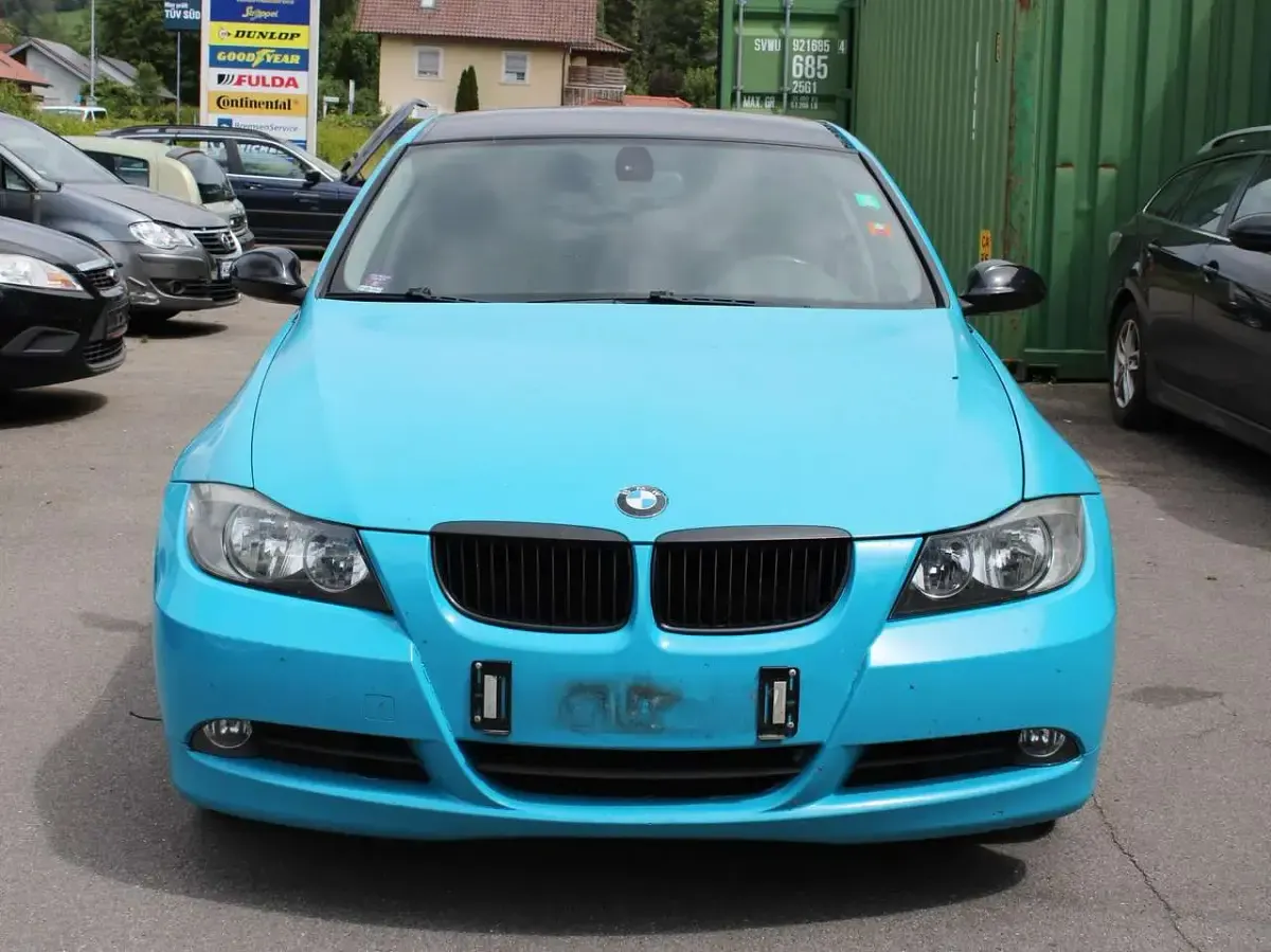 Gebraucht BMW 325 218 PS (160 kW) 2006 Blau Limousine
