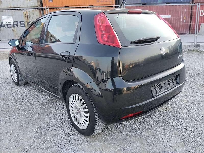 Gebraucht Fiat Punto Dynamic 80 PS (58 kW) 2008 Other Kleinwagen