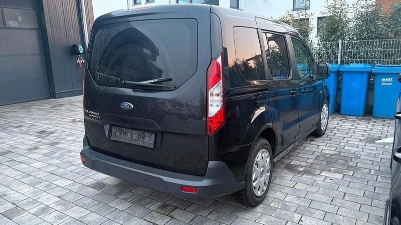 Gebraucht Ford Tourneo Connect Trend 95 PS (69 kW) 2014 Schwarz Van / Kleinbus